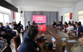 主题党日强信念，拓展活动聚合力