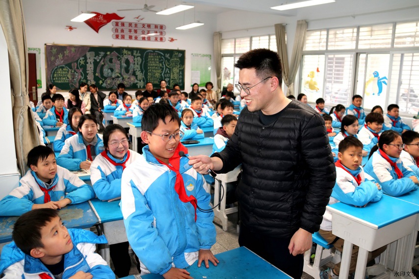 fe4a05ef8fd24d92ac663b9ad57a2490.jpg fe4a05ef8fd24d92ac663b9ad57a2490.jpg