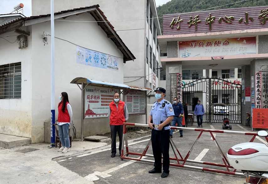 87de2febf74642d6b88c006243648c81.jpg 87de2febf74642d6b88c006243648c81.jpg