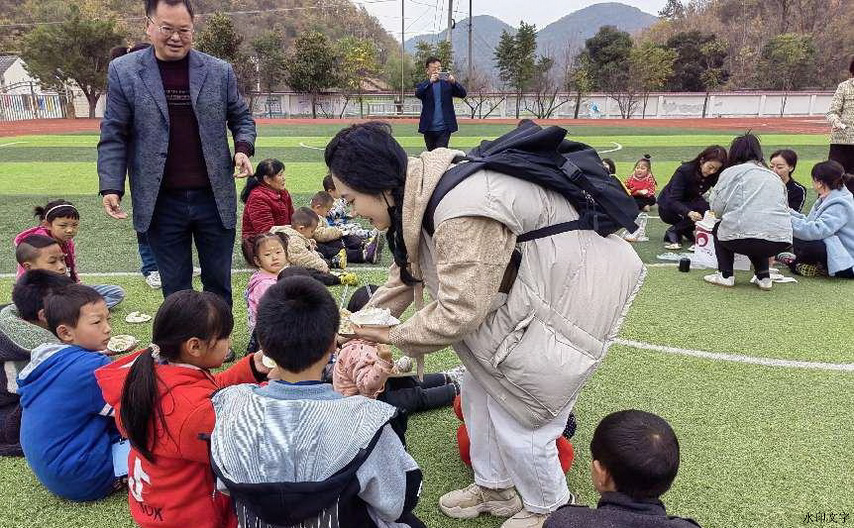 af501cafb2df433da72332fbf65d4fbd.jpg af501cafb2df433da72332fbf65d4fbd.jpg