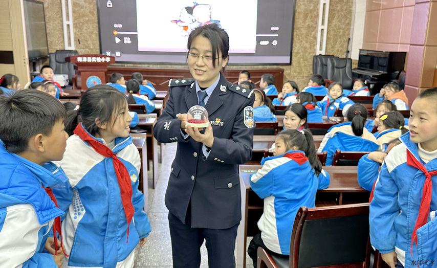 821a6a3472574750af1e16741cefc689.jpg 821a6a3472574750af1e16741cefc689.jpg