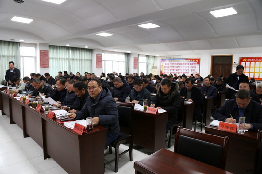 9fdce0b8042e45b7b5c34e452e48f239.jpg