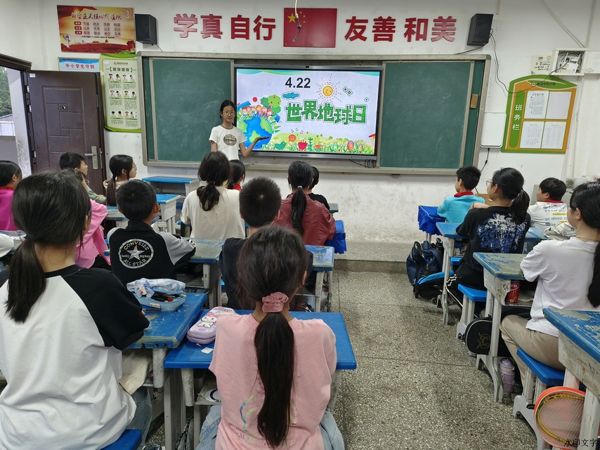 a1375f01ed4d41e5b09d4be069daa4a8.jpg