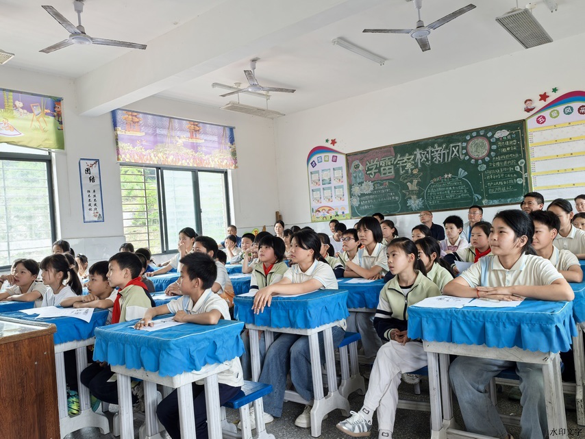 e2de3b33ccd0417dae3f31e009a01e37.jpg