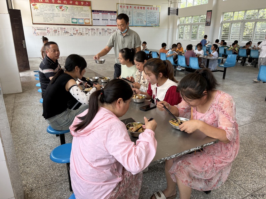 eabb44a261584ef99561febe9691ea77.jpg eabb44a261584ef99561febe9691ea77.jpg