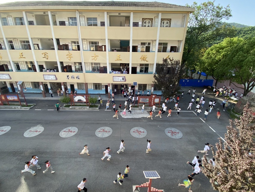 1af88de02c5a4df2a9e387b14bedd2d2.jpg