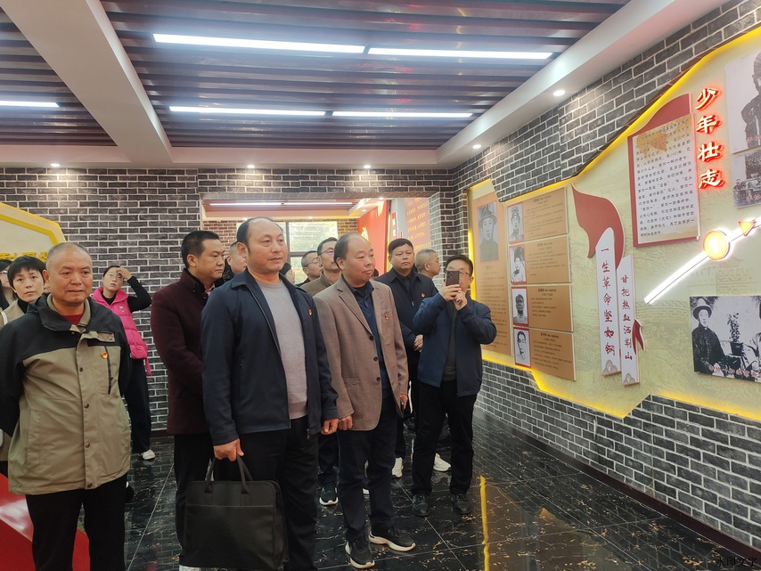 c680b9224c714d0caf40a145e60de481.jpg c680b9224c714d0caf40a145e60de481.jpg